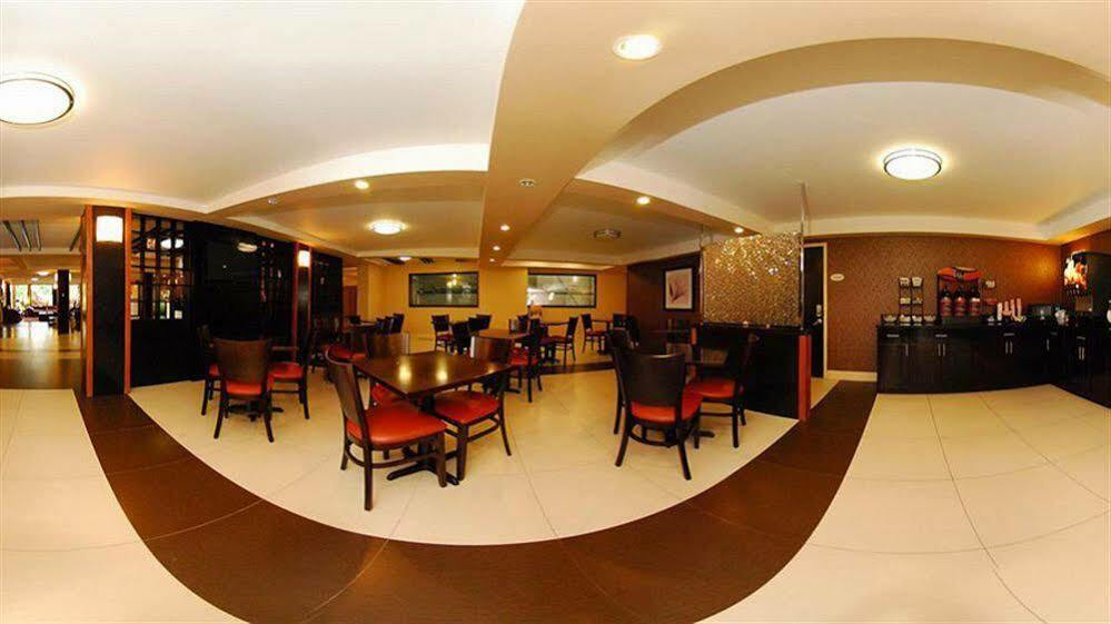 Latitude Suites Tinton Falls Eatontown - BW Premier Collection Ngoại thất bức ảnh
